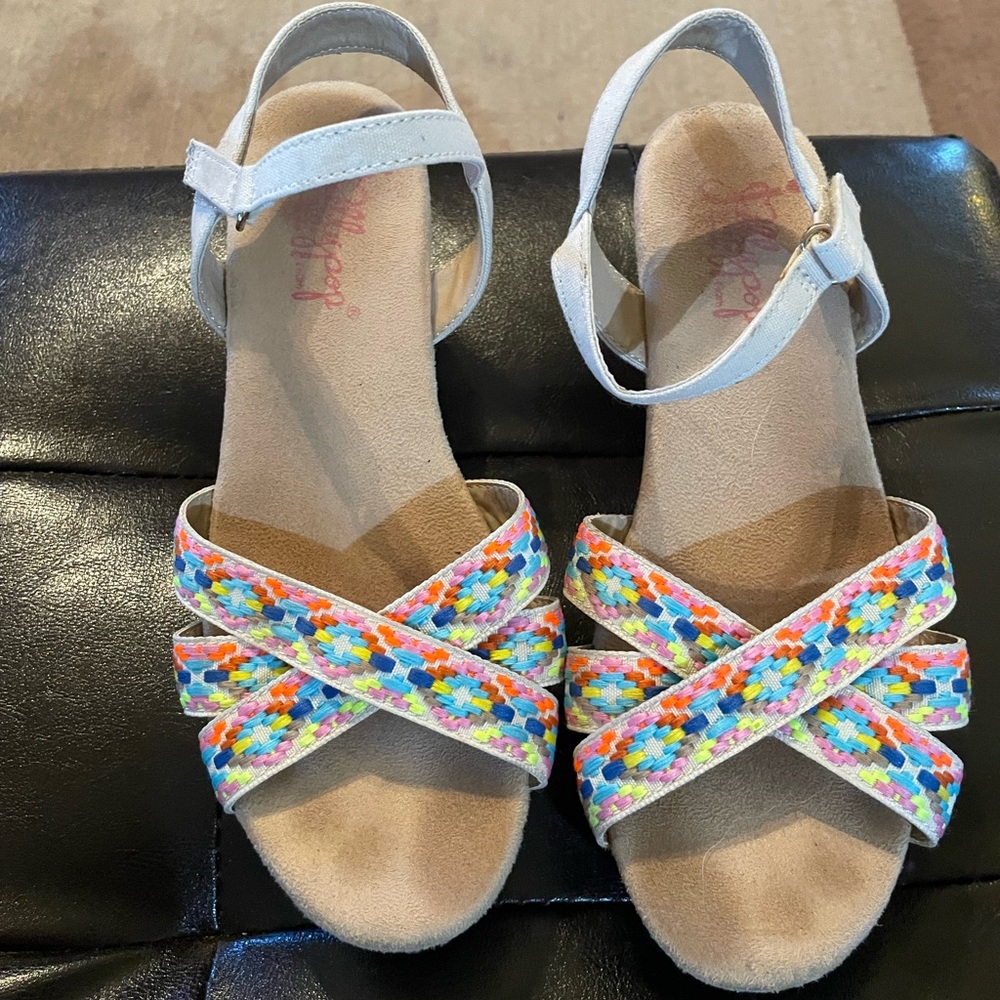 Jellypop Gimme wedge sandal size 4
